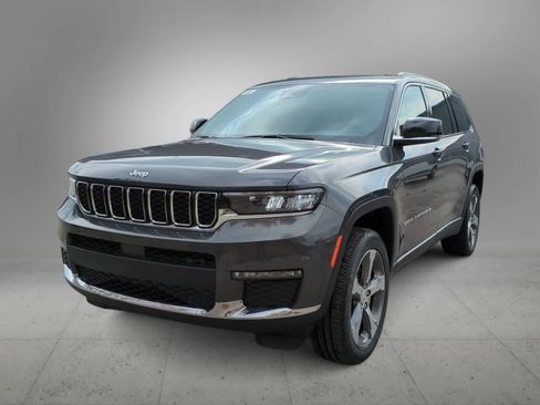 New 2025 Jeep Grand Cherokee L Limited w/ Trailer Tow Package image 4
