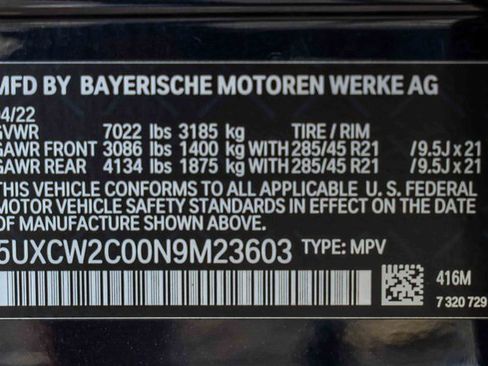 Used 2022 BMW X7 xDrive40i w/ M Sport Package image 29