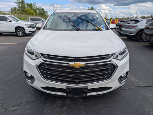 Used 2020 Chevrolet Traverse Premier AWD/4WD image 2