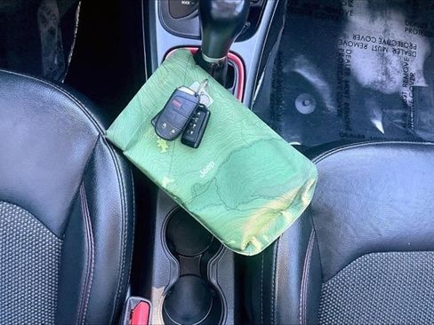 Used 2019 Jeep Compass Trailhawk image 35