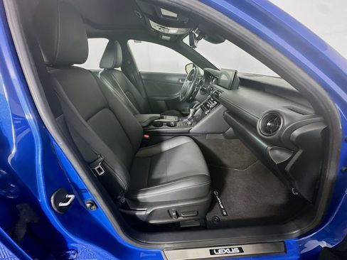 Used 2024 Lexus IS 300 w/ Comfort Package image 33