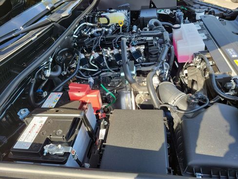 Used 2025 Toyota 4Runner SR5 image 11