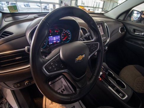 Used 2022 Chevrolet Equinox LT image 19