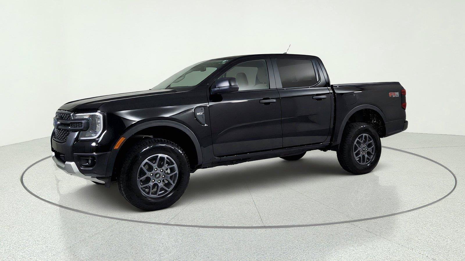 Used 2025 Ford Ranger XLT w/ FX4 Off-Road Package AWD/4WD image 3