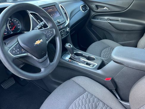 Used 2020 Chevrolet Equinox LT FWD image 11