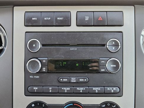 Used 2013 Ford Expedition EL XLT w/ Leather Seating Pkg image 16