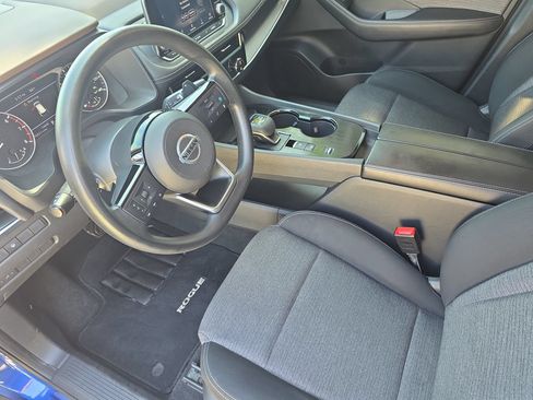 Used 2021 Nissan Rogue SV FWD image 16