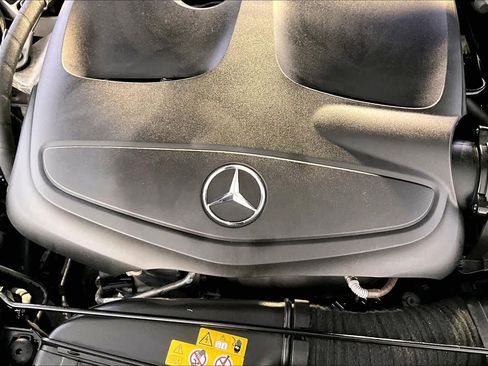 Used 2019 Mercedes-Benz CLA 250 4MATIC image 31