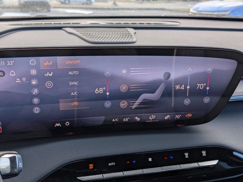 New 2026 Buick Enclave Sport Touring w/ Super Cruise Package image 30