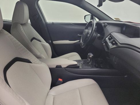 Used 2019 Lexus UX 250h w/ Premium Package image 21