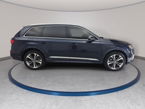 Used 2024 Audi Q7 3.0T Premium Plus w/ Premium Plus Package AWD/4WD image 4