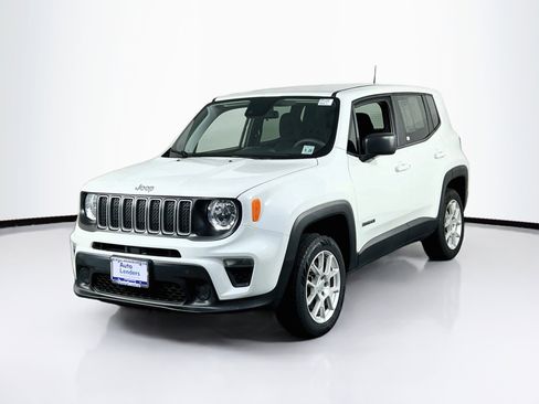 Used 2023 Jeep Renegade Latitude AWD/4WD image 1