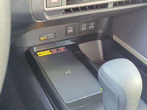 Certified 2025 Toyota Camry LE image 29