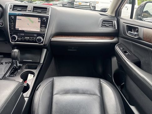Used 2018 Subaru Outback 2.5i Limited AWD/4WD image 22