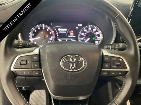 Used 2023 Toyota Highlander XSE AWD/4WD image 20