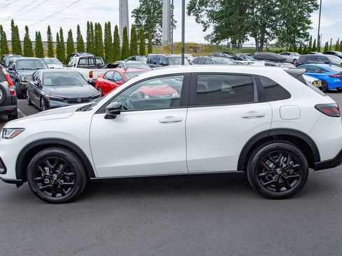 Certified 2023 Honda HR-V Sport image 8