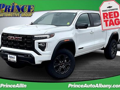 New 2025 GMC Canyon Elevation w/ Convenience Package