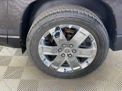 Used 2017 GMC Acadia Limited SLT AWD/4WD image 18