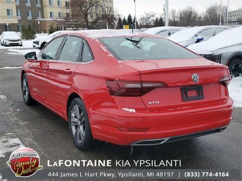 Used 2021 Volkswagen Jetta R-Line w/ R-Line Cold Weather Package image 6