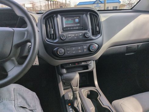 Used 2016 Chevrolet Colorado W/T image 17