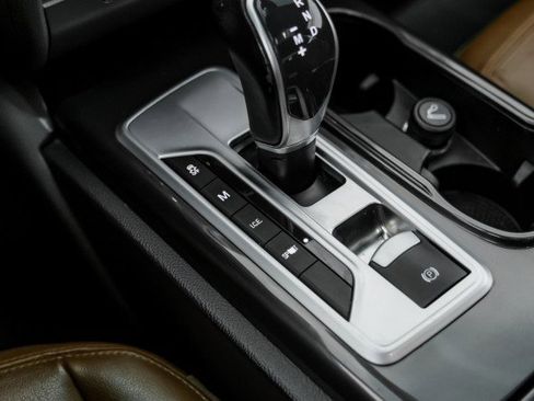 Used 2016 Maserati Ghibli RWD image 26