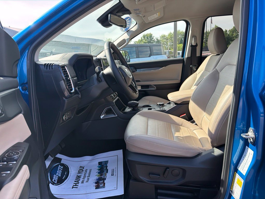 Used 2024 Ford Ranger Lariat w/ Advanced Towing Package AWD/4WD image 21