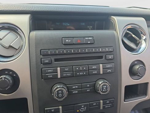 Used 2014 Ford F150 XLT AWD/4WD image 26