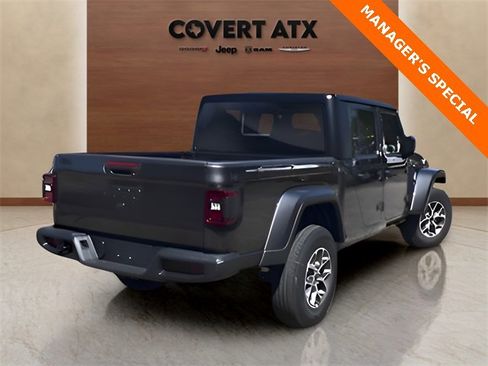 New 2025 Jeep Gladiator Sport image 5