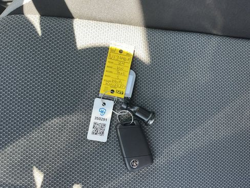 Certified 2024 Volkswagen Taos S FWD image 34