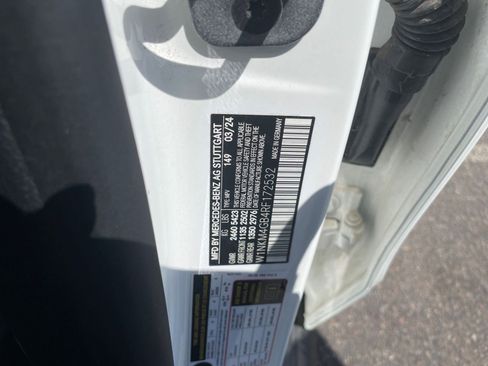 Used 2024 Mercedes-Benz GLC 300 image 29