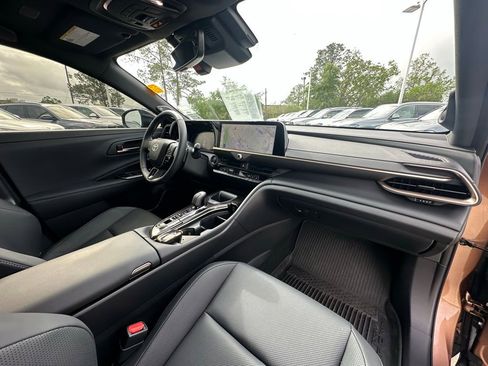 Used 2026 Toyota Crown Platinum image 29