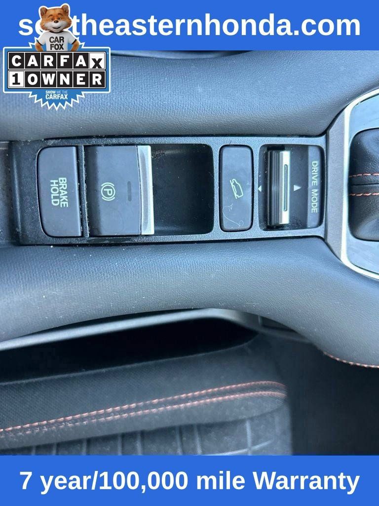 Certified 2025 Honda HR-V Sport image 25