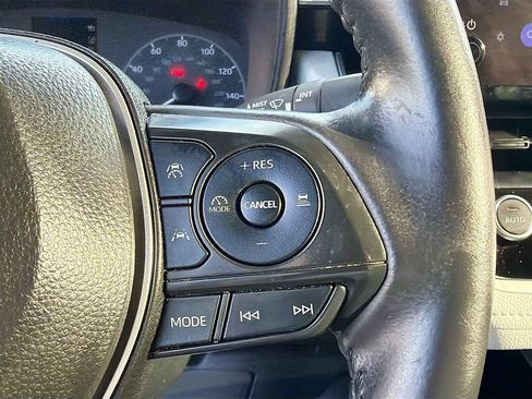 Used 2024 Toyota Corolla SE w/ SE Premium Package FWD image 36