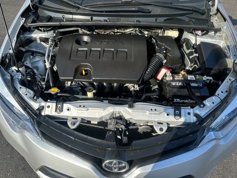 Used 2016 Toyota Corolla LE FWD image 10