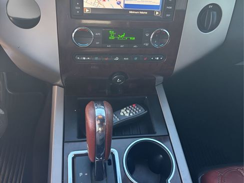 Used 2013 Ford Expedition EL King Ranch image 16