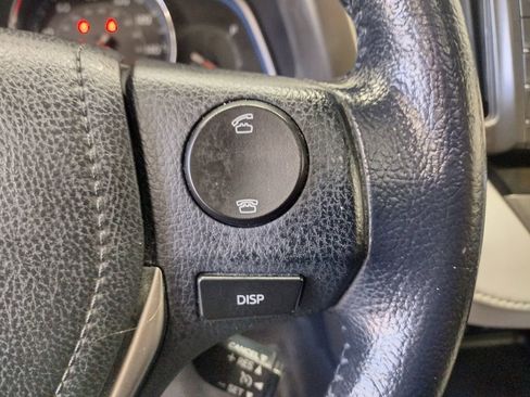 Used 2013 Toyota RAV4 Limited AWD/4WD image 31