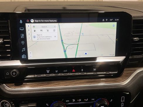 Used 2025 Chevrolet Silverado 2500 LT w/ Convenience Package image 17