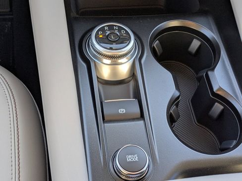 New 2026 Ford Explorer Active w/ Active Comfort Package image 21