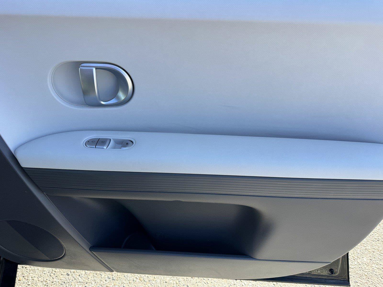 Used 2024 Hyundai Ioniq 5 SEL RWD image 9