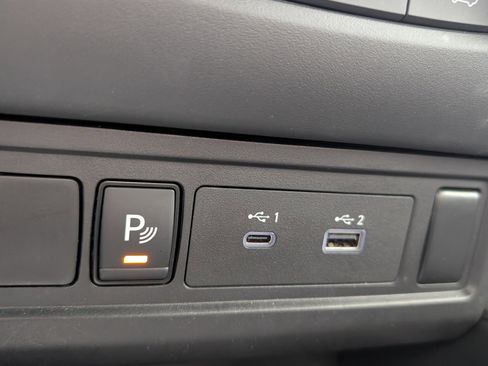 Used 2023 Nissan Frontier S w/ Technology Package image 14