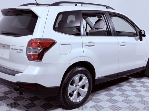 Used 2015 Subaru Forester 2.5i Limited AWD/4WD image 3