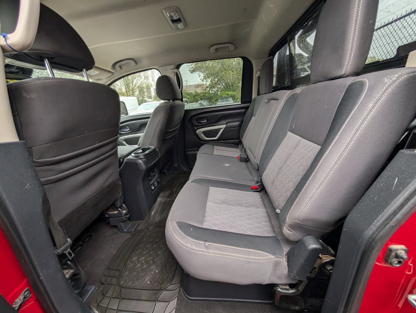 Used 2020 Nissan Titan 2WD Crew Cab image 16