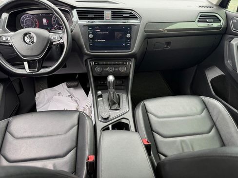 Used 2018 Volkswagen Tiguan SEL Premium AWD/4WD image 14