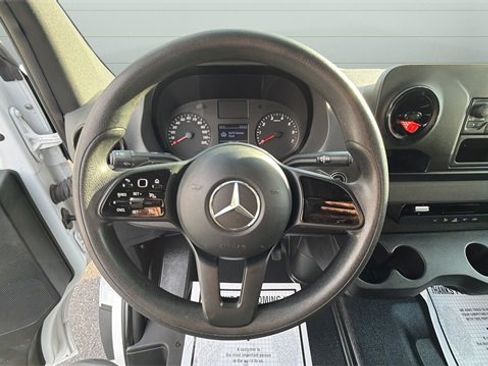 Used 2021 Mercedes-Benz Sprinter 144 Cargo image 11