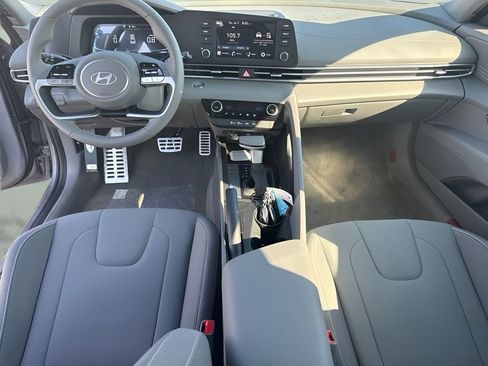 Used 2026 Hyundai Elantra Sport FWD image 11