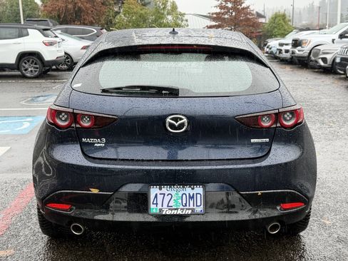 Used 2019 MAZDA MAZDA3 Premium image 8