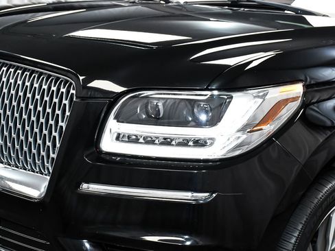 Used 2018 Lincoln Navigator Black Label w/ Cargo Package AWD/4WD image 83