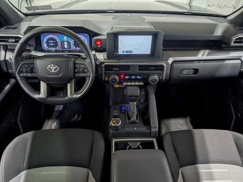 Used 2025 Toyota 4Runner TRD Off-Road AWD/4WD image 11