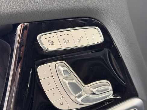 Used 2025 Mercedes-Benz G 63 AMG 4MATIC image 36