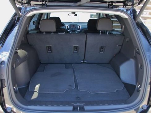 Used 2024 Chevrolet Equinox LT image 36